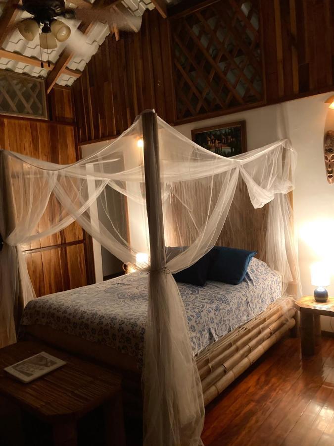 Coral Hill Bungalows Cahuita Esterno foto