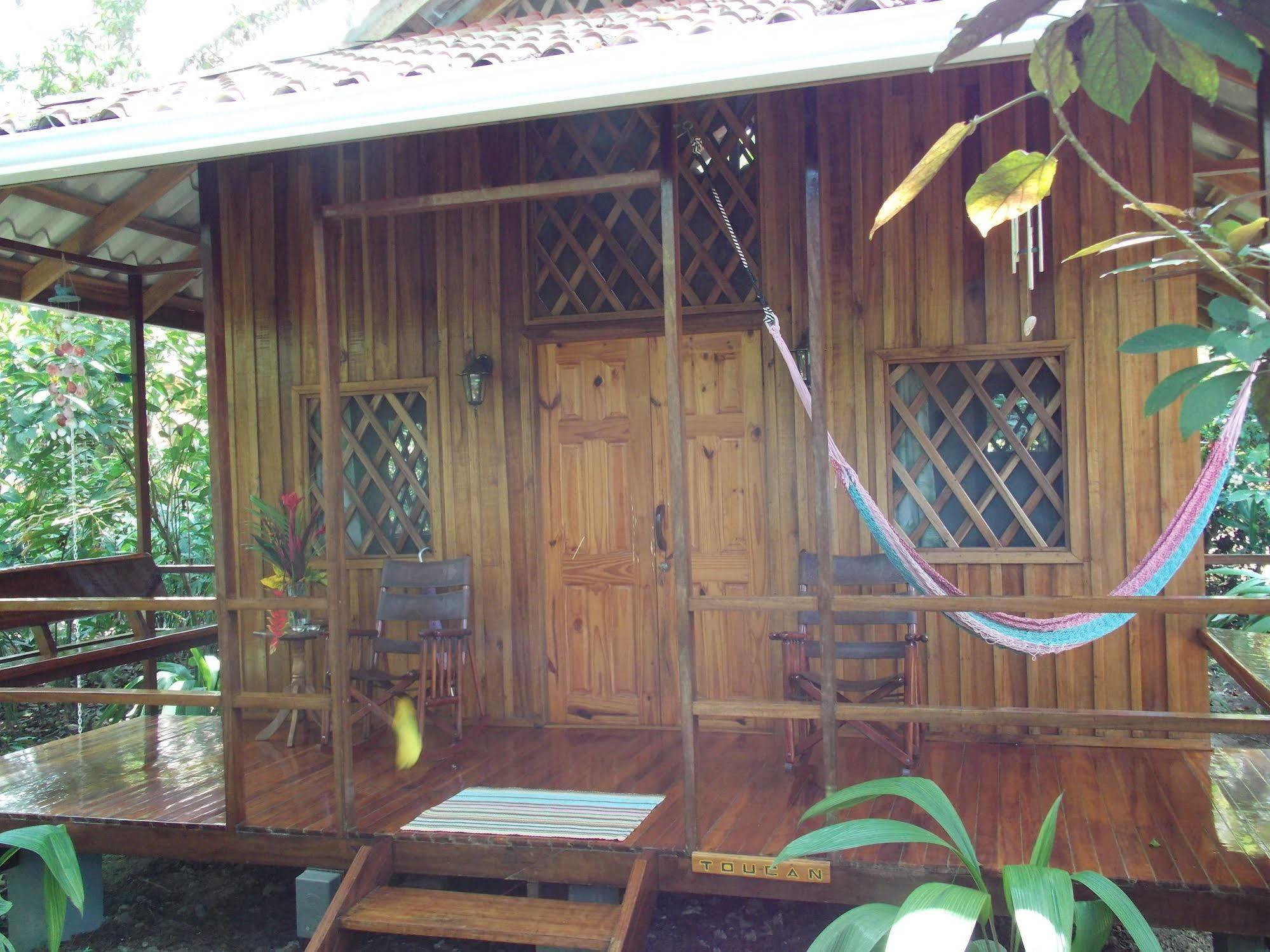 Coral Hill Bungalows Cahuita Esterno foto