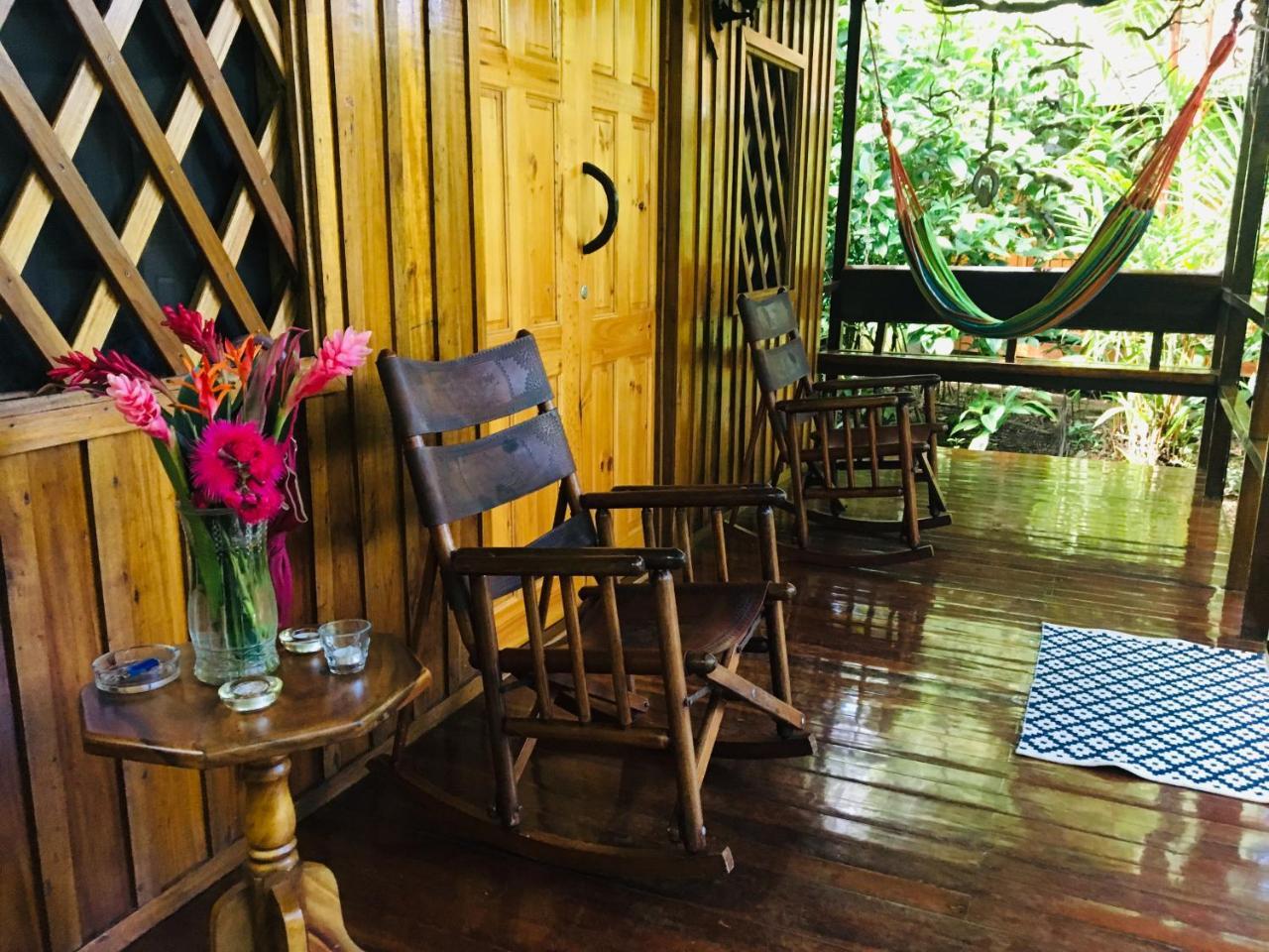 Coral Hill Bungalows Cahuita Esterno foto